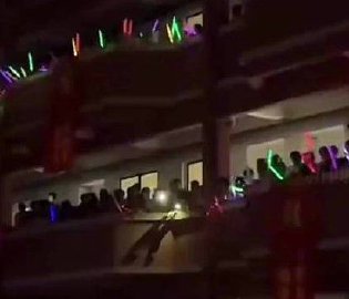 江西一中学再现高考喊楼