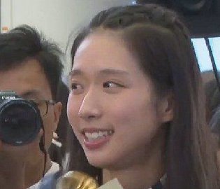 江旻憓凯旋抵港