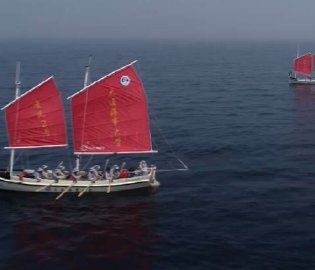 大学生划船横渡渤海海峡