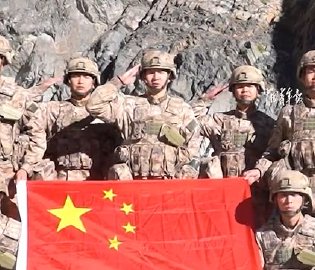 假期他们坚守战位