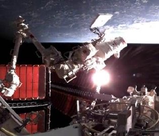 神十九乘组第二次出舱