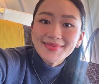 泰总理发布访华自拍照