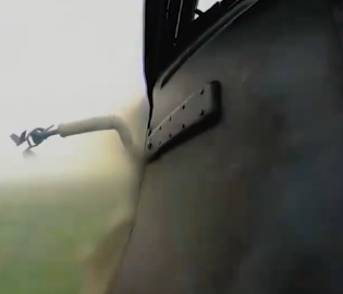 俄武装直升机袭击乌军