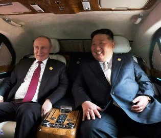 普京金正恩同车聊天画面