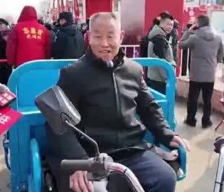 刘强东给老家发年货