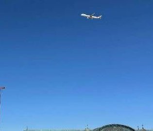 美称墨贩毒无人机进入领空