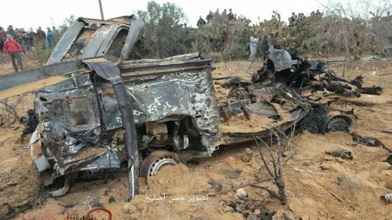 ▲被以色列导弹炸毁的以色列军车