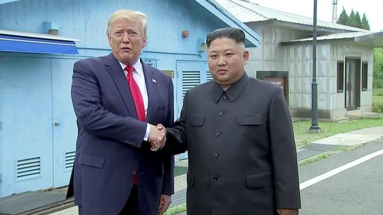 美国总统特朗普和朝鲜领导人金正恩（图源：视觉中国）