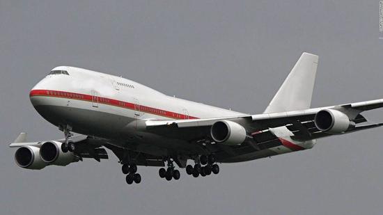 波音747-400（美国有线电视新闻网）