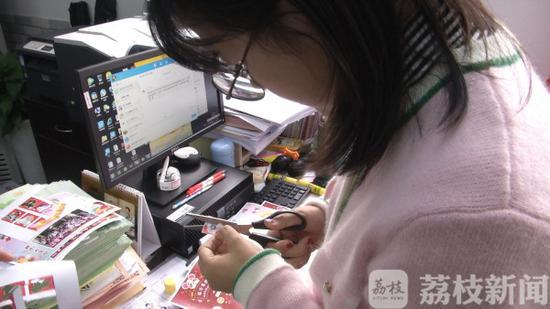 漫画文言文肖像画 原来期末评语还能这么写