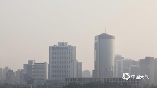 北京大部已现轻度污染 能见度明显下降