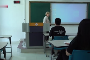 新时代，我在中国｜俄罗斯外教古丽娜拉：新疆发展特别快