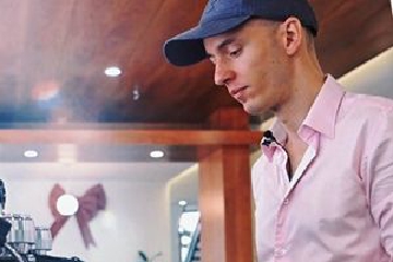 新时代，我在中国 | 德国青年与海南的咖啡情缘