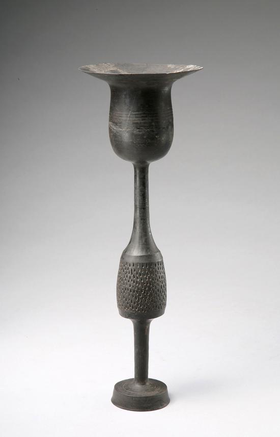 山东博物馆馆藏蛋壳黑陶杯