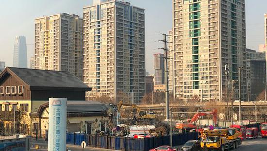图片说明:被拆除中的通惠小镇。孙梅欣摄