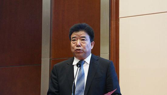 张国一