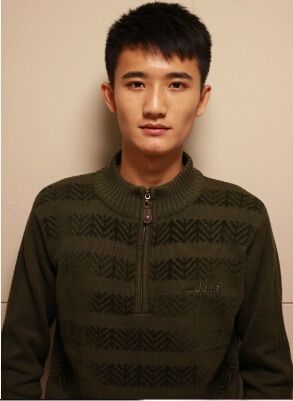 演员周文与其母亲因吸毒被刑拘