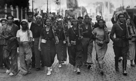 1936年，西班牙国际纵队（@Gamma-Keystone / Getty Images）