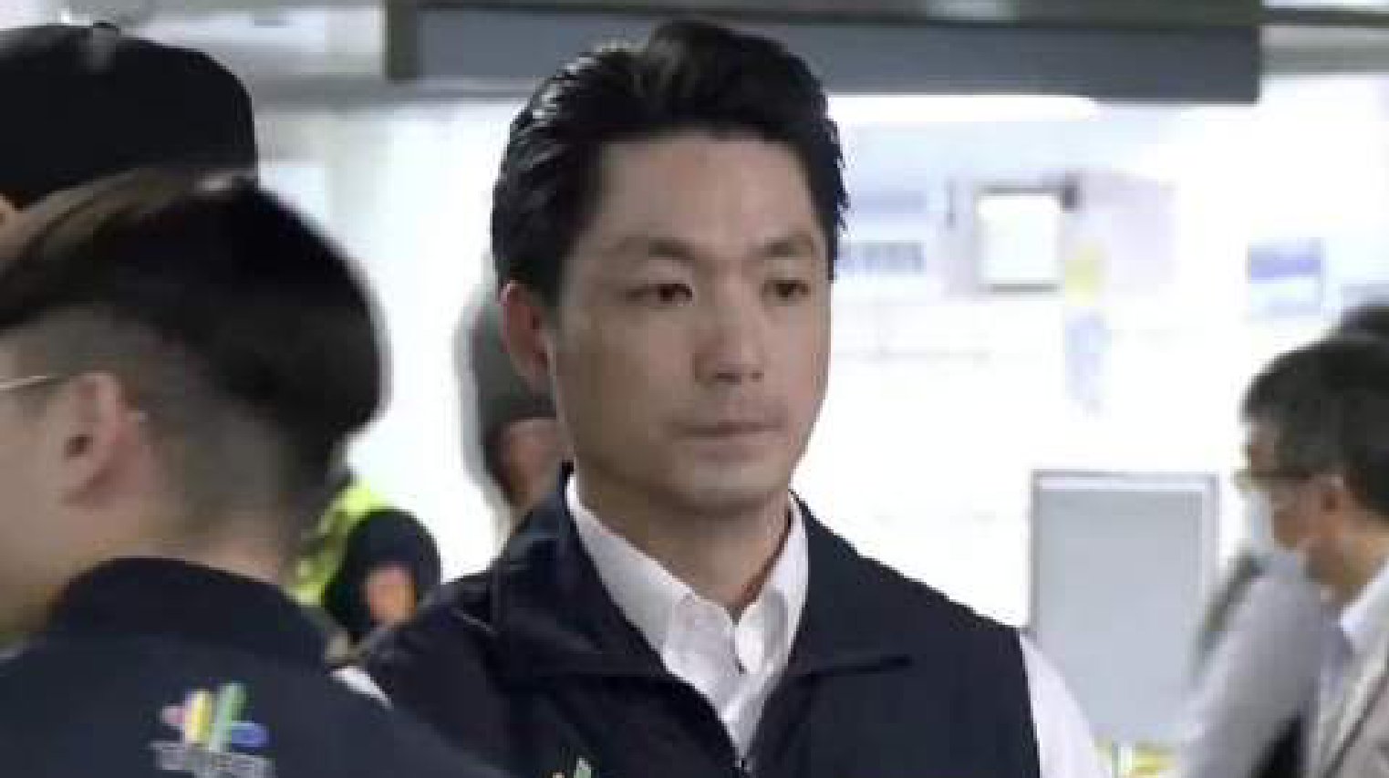 台媒：台北捷运发生随机砍人事件已致9人受伤，嫌犯坠楼