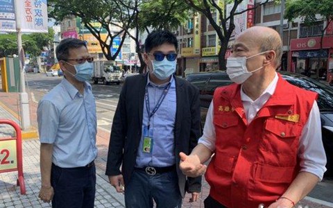 台军舰染疫，韩国瑜会因此成为“九命怪猫”吗