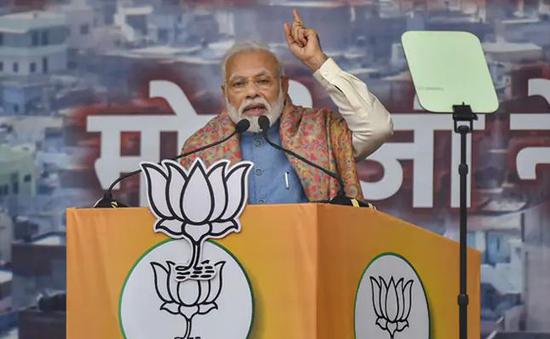 印度骚乱：每天都有伤亡 有人抗议就为领几十块