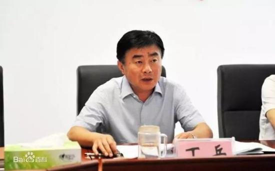 淮矿董事长_淮矿地产公司原董事长丁兵受审被控受贿七十余万元-一点资讯(...