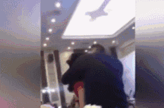 ▲婚礼事发现场。视频截图