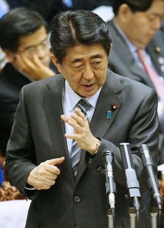 安倍谈出云号拟改航母:讨论防卫能力扩张理所当然