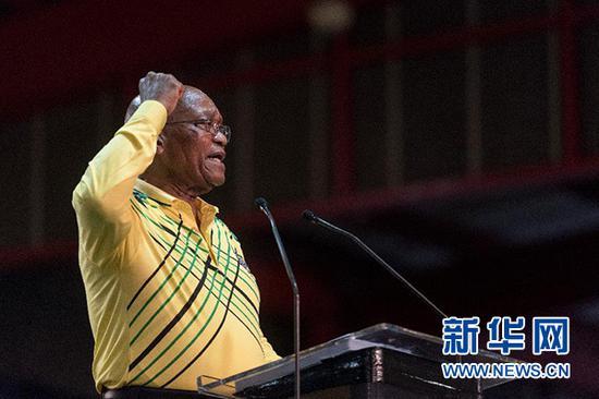  2月14日，南非总统雅各布&middot;祖马发表全国讲话时宣布辞职。这是祖马在南非约翰内斯堡举行的非洲人国民大会（非国大）第54届全国代表大会上发言的资料照片（2017年12月16日摄）。新华社发（戴维&middot;奈克尔摄）