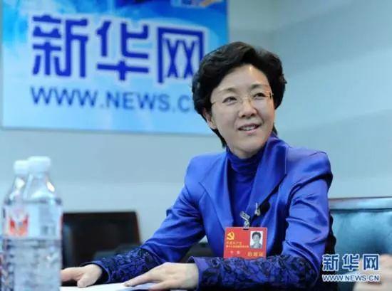 李静