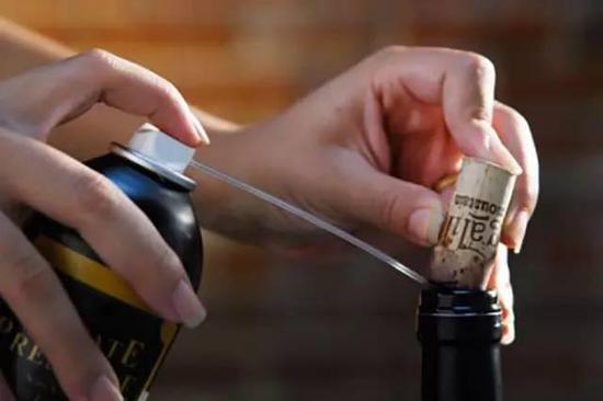 惰性气体可以抑制威士忌酒液的氧化速度