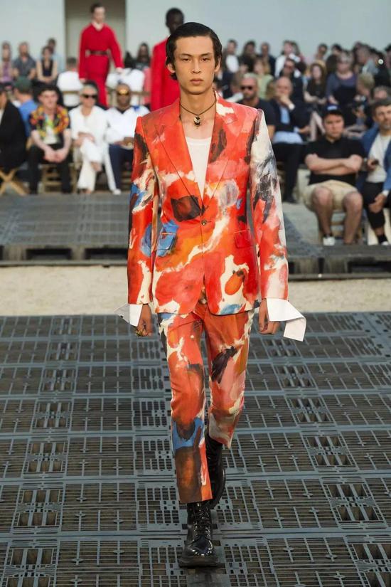 Alexander McQueen Spring 2019 Menswear Paris