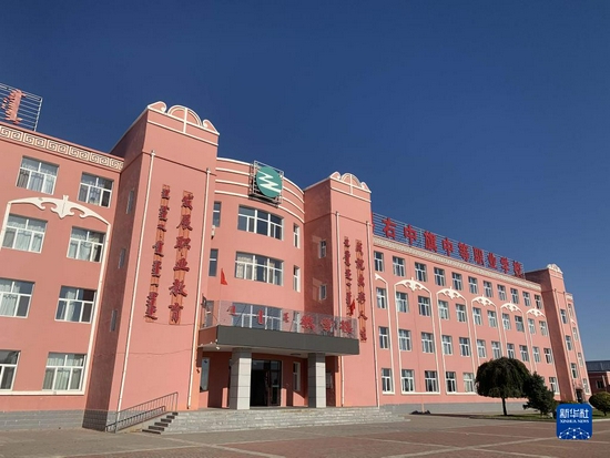 玉泉区学校:教育之花在校园盛开