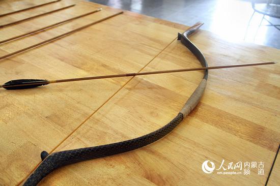 探访蒙古族传统角弓制作技艺