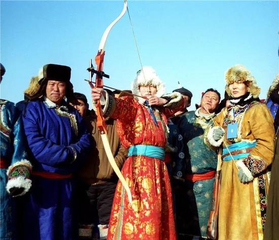 札萨克图民族服装服饰手工艺品大赛