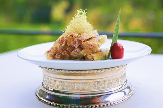 g20杭州峰会上选用盐池滩羊肉制作的菜品羊羔冻.(资料图片)