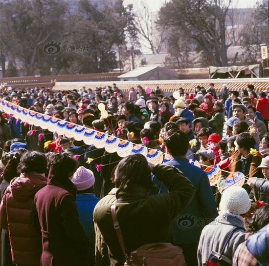 老记拍照往事八十年代的地坛庙会什么样