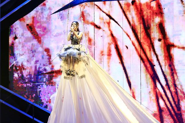 刘美麟挑战经典《秋意浓》