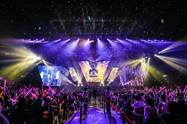 陈伟霆北京演唱会舞台