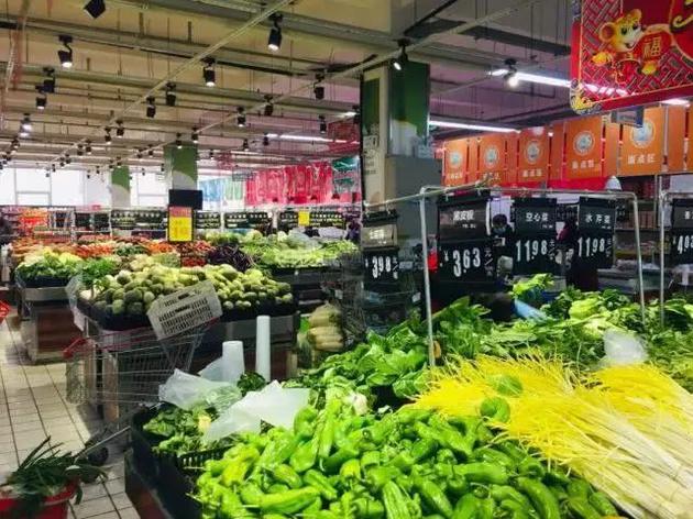 病毒能在超市的蔬菜、肉、水果上存活吗？