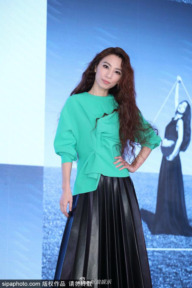 田馥甄收魏如萱"歌后T" 曝心声：我也等很久了__新浪网-北美