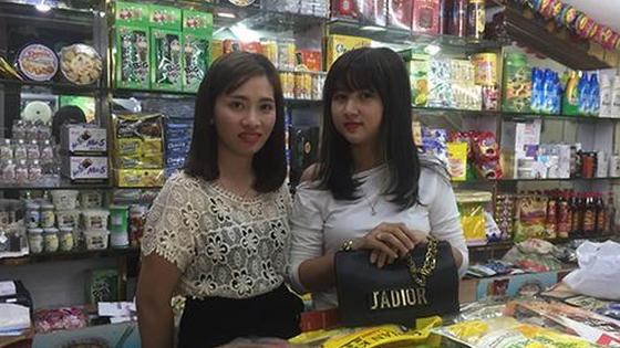 数千越南人往返广西跨国打工