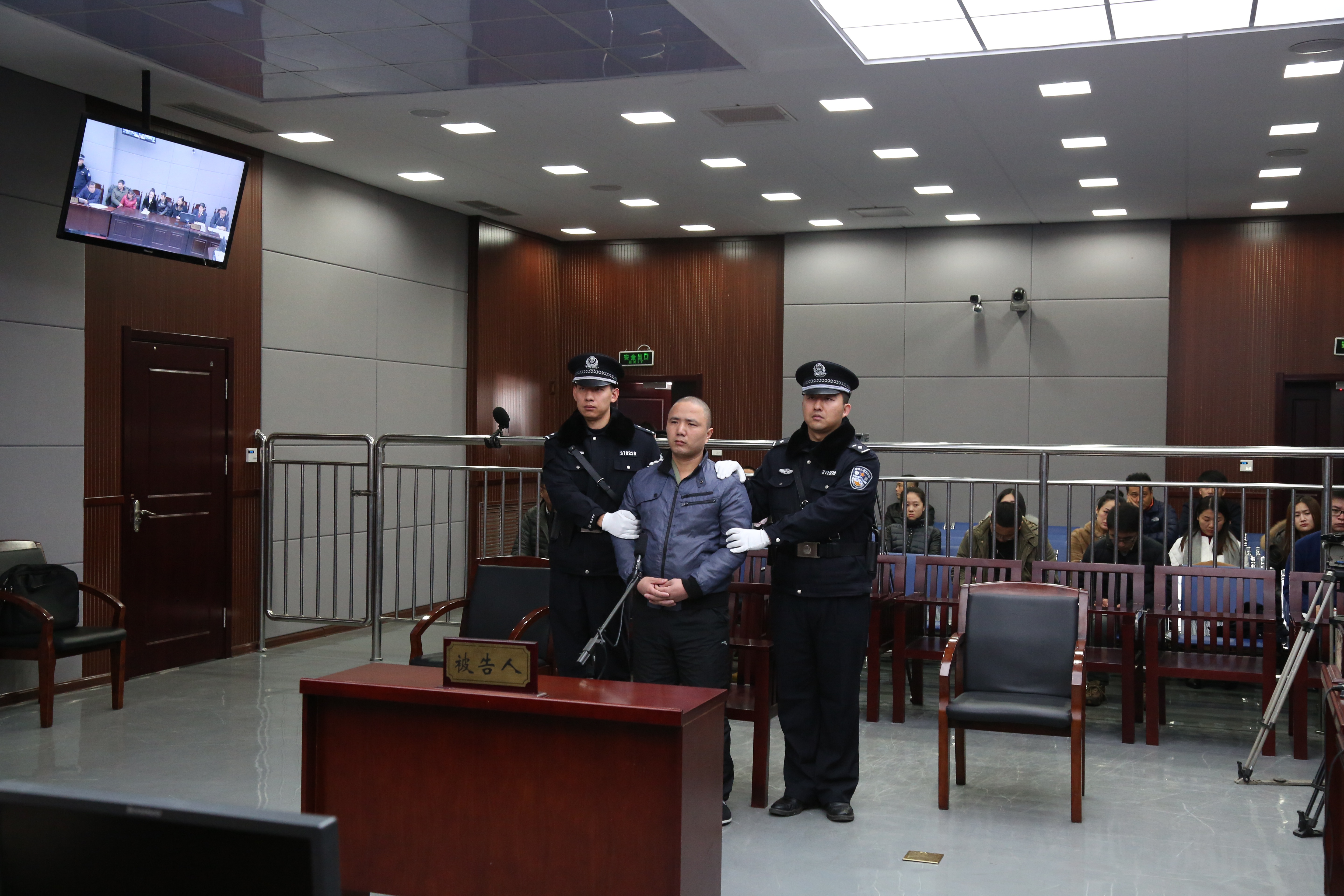 黄岛两妙龄女子遇害案今开庭 被告人李德彬供认不讳