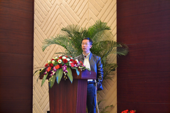 陈亮博士介绍母乳营养研究