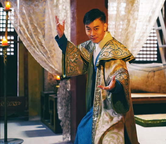 爆笑古装喜剧《我的野蛮囧妃2》杀青 白少伟男扮女装上演呆萌将军