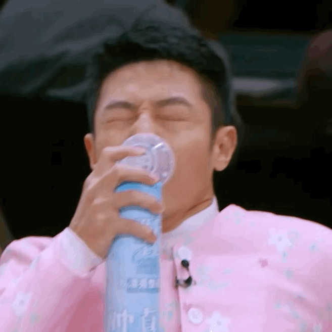 【吸氧表情包合集】(礼貌拿图[爱你])熊猫头/沙雕小人儿/撒贝宁/杨迪/刘雨昕令人窒息的操作/感觉我没事我很好氧气我真的是要窒息了沙雕表情包