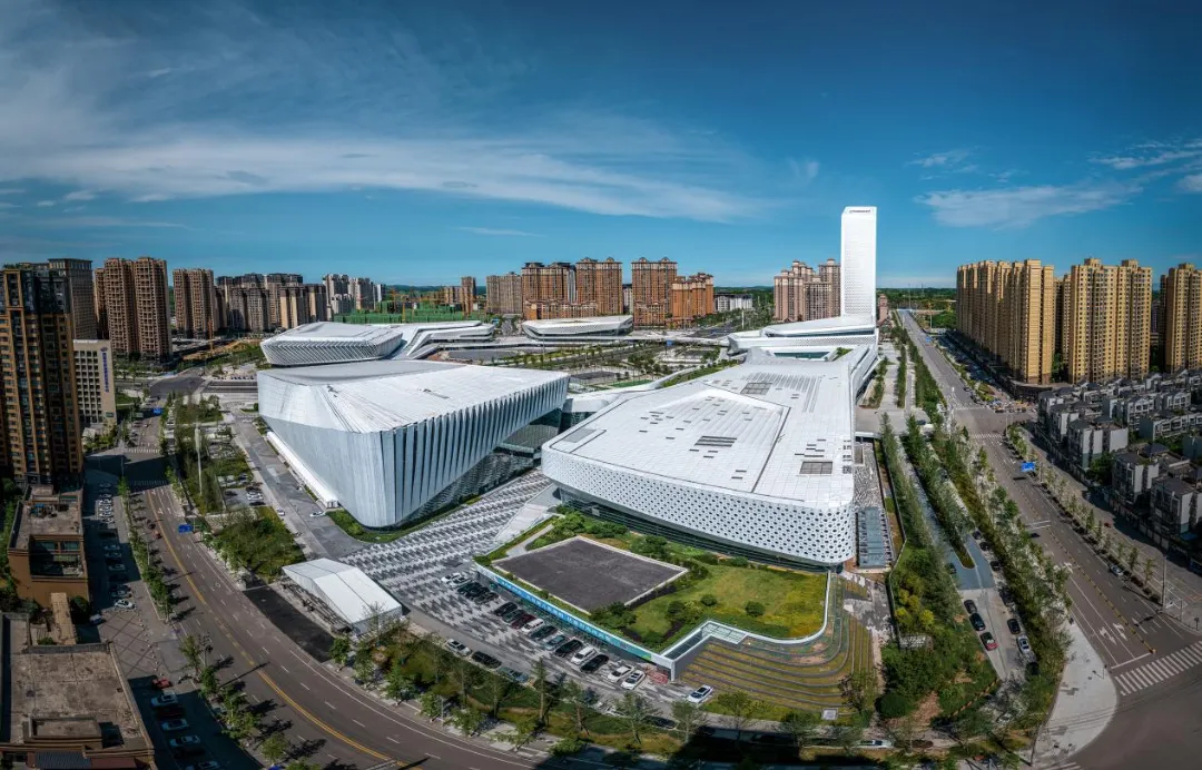 简阳市文化体育中心供图