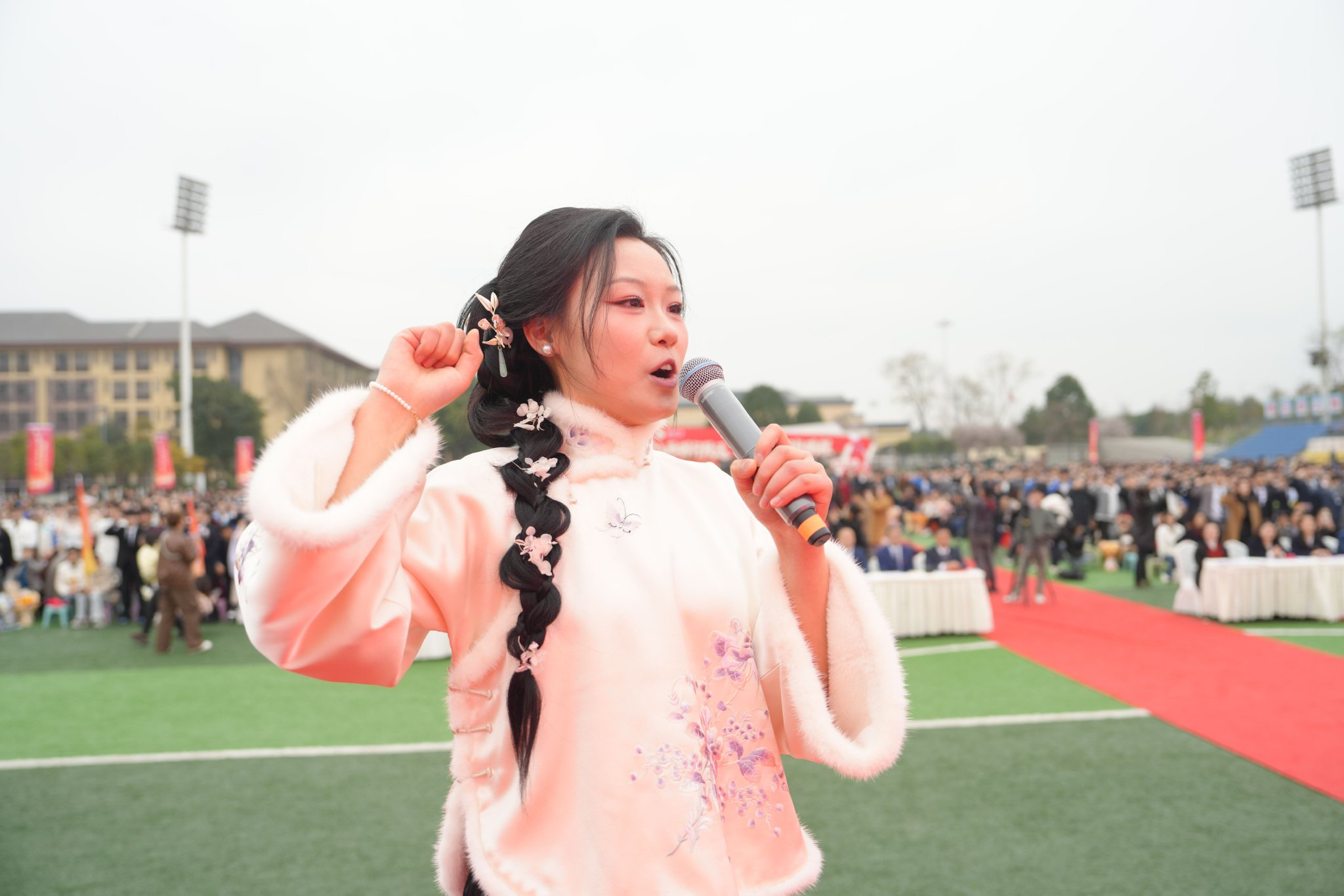 高三文科创新班李刈纳兰领誓