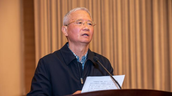 锦江区关工委执行主任黄友竹作交流发言