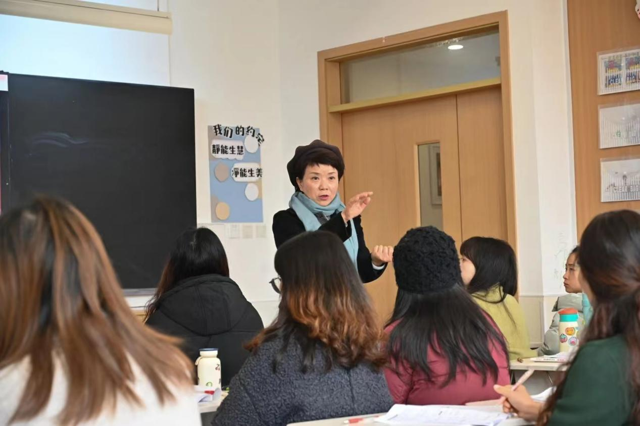 蓝继红校长和芭德美际老师们